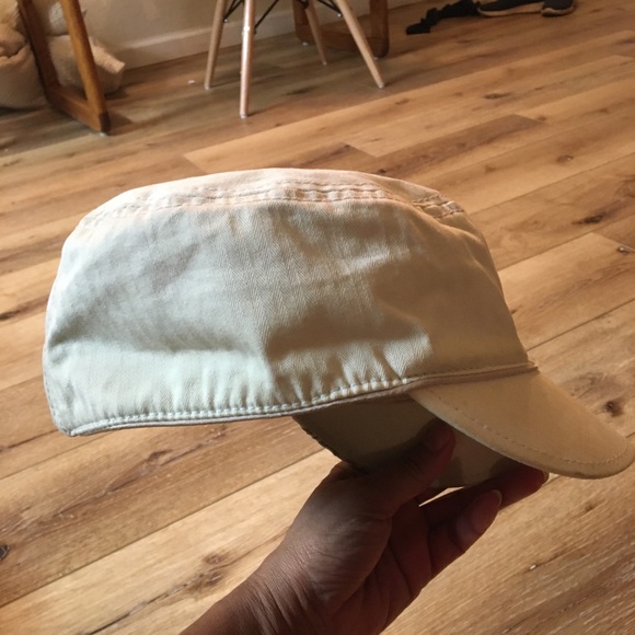 Hat - Picture 3 of 5